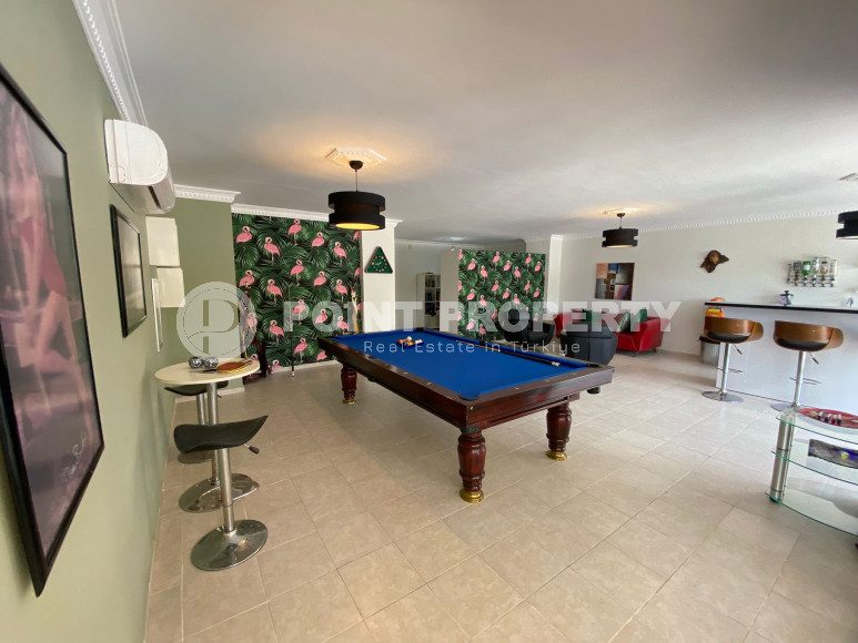 Spacious 4+2 villa with private pool in the center of Alanya for any rental period!-id-1710-photo-30