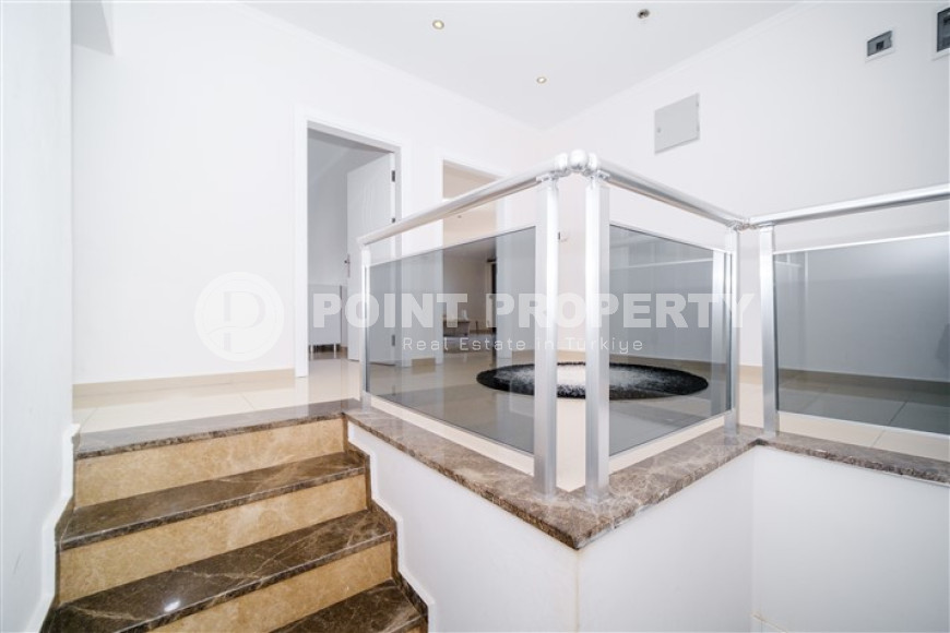 Просторный пентхаус с видом на море в 100 метрах от пляжа-id-1712-фото-22