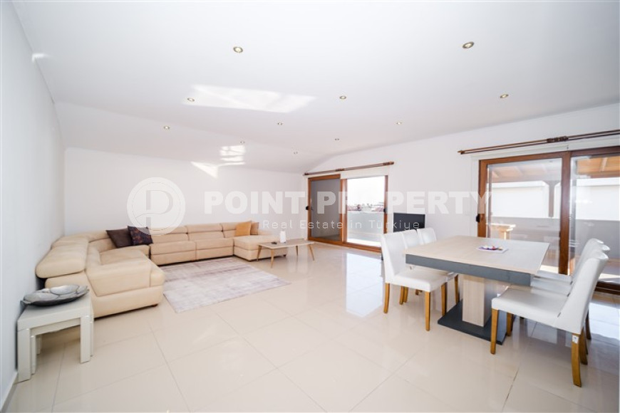 Просторный пентхаус с видом на море в 100 метрах от пляжа-id-1712-фото-25