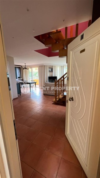 Просторная вилла-таунхаус 3+1 с панорамой на море и крепость в Каргыджаке, 150 м2.-id-1716-фото-18