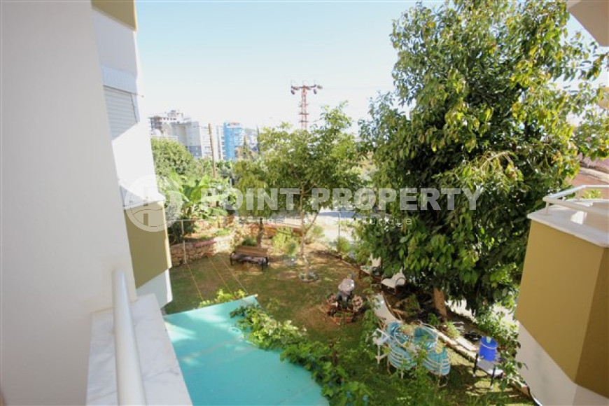 Three-room apartment, 100m², in a well-maintained complex 600m from the sea in Alanya - Mahmutlar-id-1723-photo-8