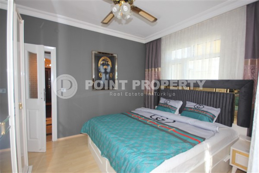 Three-room apartment, 100m², in a well-maintained complex 600m from the sea in Alanya - Mahmutlar-id-1723-photo-11