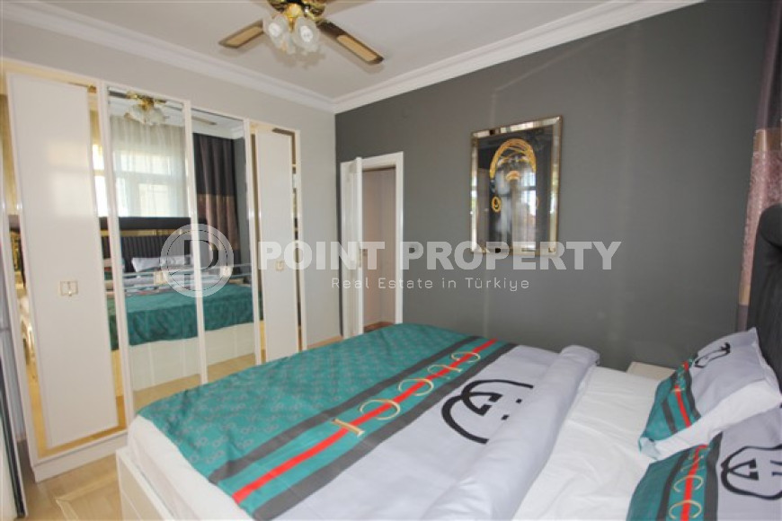 Three-room apartment, 100m², in a well-maintained complex 600m from the sea in Alanya - Mahmutlar-id-1723-photo-12