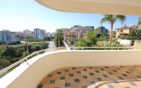 Three-room apartment, 100m², in a well-maintained complex 600m from the sea in Alanya - Mahmutlar-id-1723-photo-19