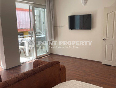 Квартира с двумя спальнями, 120м², у пляжа Дамлаташ в доме городского типа, в самом центре Алании-id-1724-фото-3