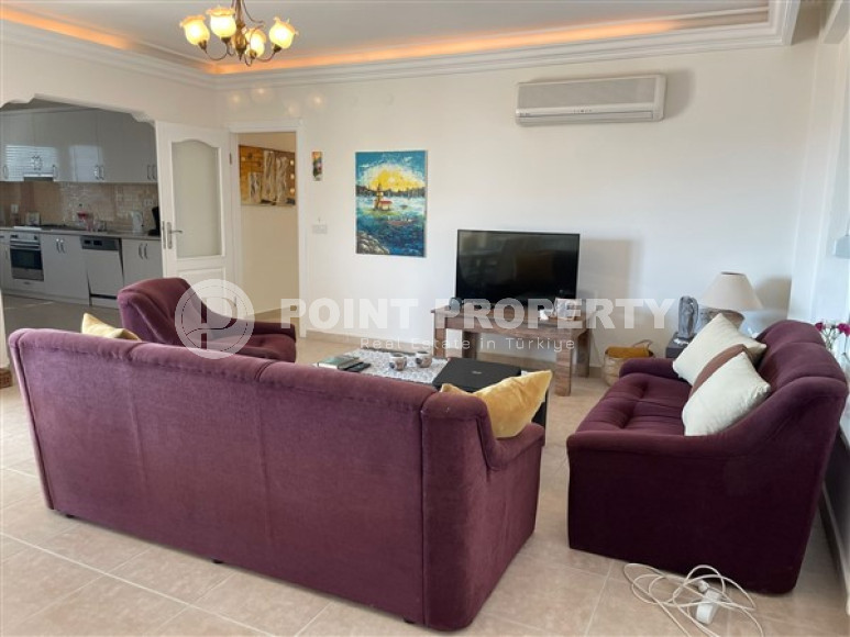 Ready to move in, three bedroom apartment, 135m² in a cozy complex in Cikcilli, Alanya-id-1518-photo-9