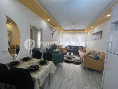 Furnished two bedroom apartment, 115m², on the main street of Mahmutlar, Alanya-id-1725-photo-2