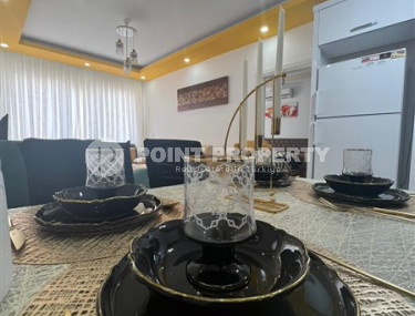 Furnished two bedroom apartment, 115m², on the main street of Mahmutlar, Alanya-id-1725-photo-4