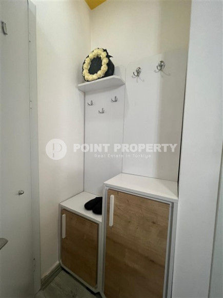 Furnished two bedroom apartment, 115m², on the main street of Mahmutlar, Alanya-id-1725-photo-9