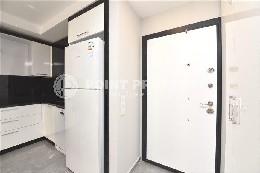 Ready to move in, cozy one bedroom apartment, 55m², in the eastern part of Mahmutlar, Alanya-id-1726-photo-3