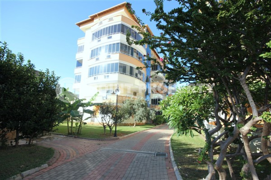 Трехкомнатная видовая квартира, 115м², с новой мебелью, в 50м от моря в районе Алании Демирташ-id-1732-фото-33