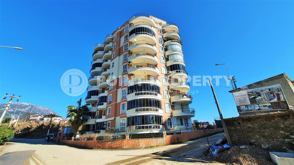 Furnished one-bedroom apartment in Mahmutlar. 700 meters to the sea, 110 m2.-id-1106-photo-2