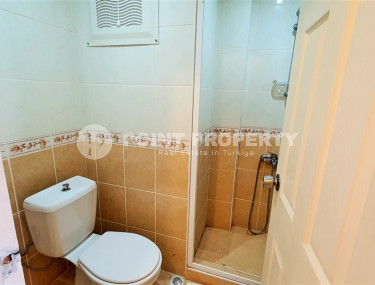 Furnished one-bedroom apartment in Mahmutlar. 700 meters to the sea, 110 m2.-id-1106-photo-4