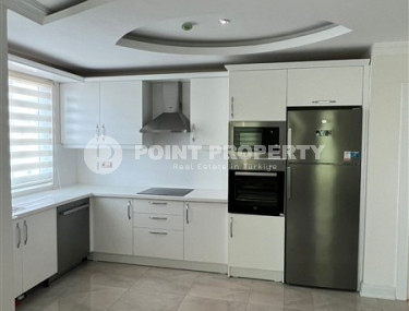 New two bedroom apartment, 110m², on a high floor with sea views in Mahmutlar, Alanya-id-1737-photo-4