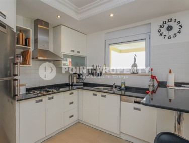 Two bedroom apartment, 109 m², overlooking Alanya Fortress in a cozy complex in Cikcilli-id-1742-photo-5