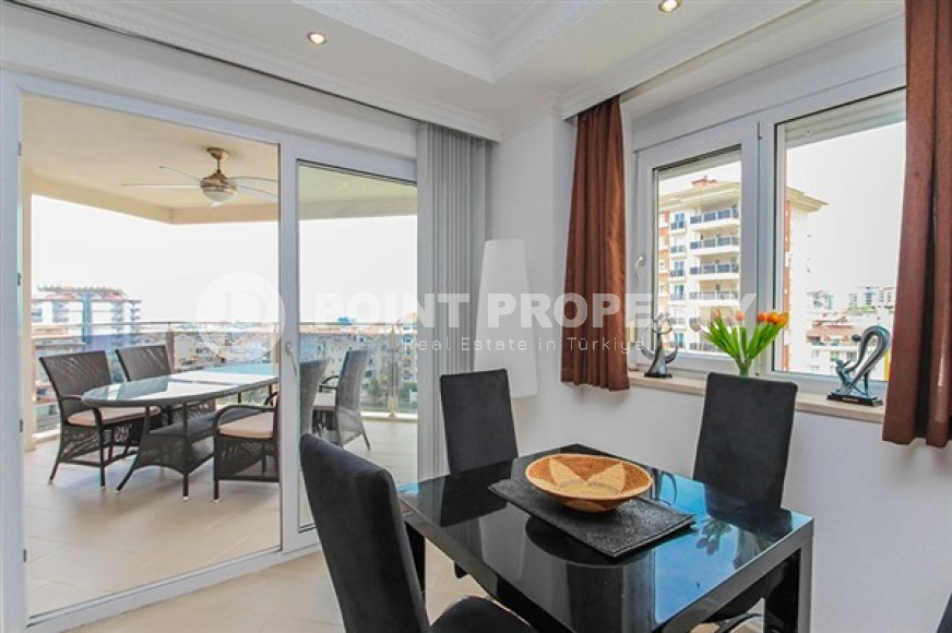 Two bedroom apartment, 109 m², overlooking Alanya Fortress in a cozy complex in Cikcilli-id-1742-photo-8