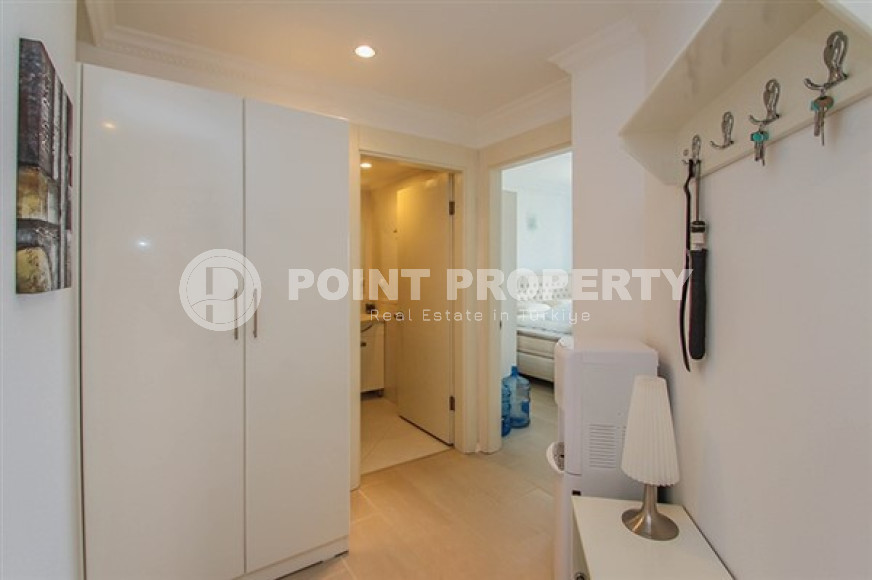 Two bedroom apartment, 109 m², overlooking Alanya Fortress in a cozy complex in Cikcilli-id-1742-photo-14