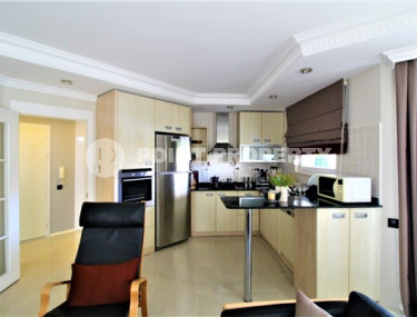 Furnished three-room apartment, 120m² in a comfortable residence in Cikcilli area, Alanya-id-1744-photo-4