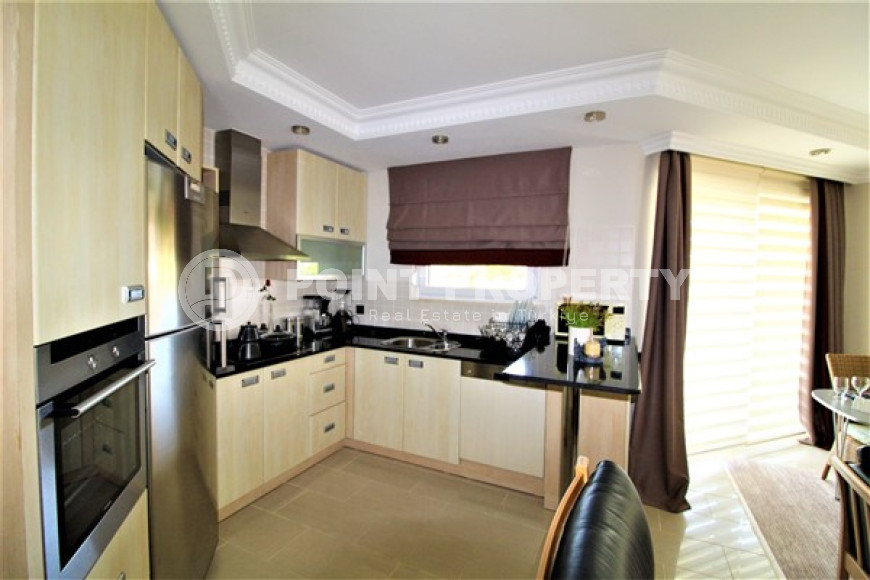 Furnished three-room apartment, 120m² in a comfortable residence in Cikcilli area, Alanya-id-1744-photo-9