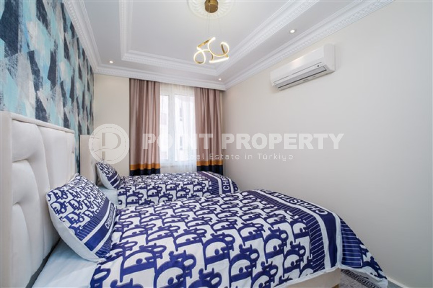 Furnished five-bedroom duplex penthouse, 250m², 450m from the sea in Oba, Alanya.-id-1750-photo-12