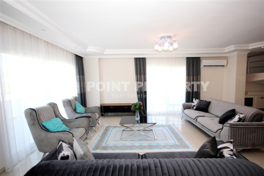 Трехкомнатная видовая двухуровневая квартира, 150м², в 50м от моря в районе Алании Демирташ-id-1757-фото-6