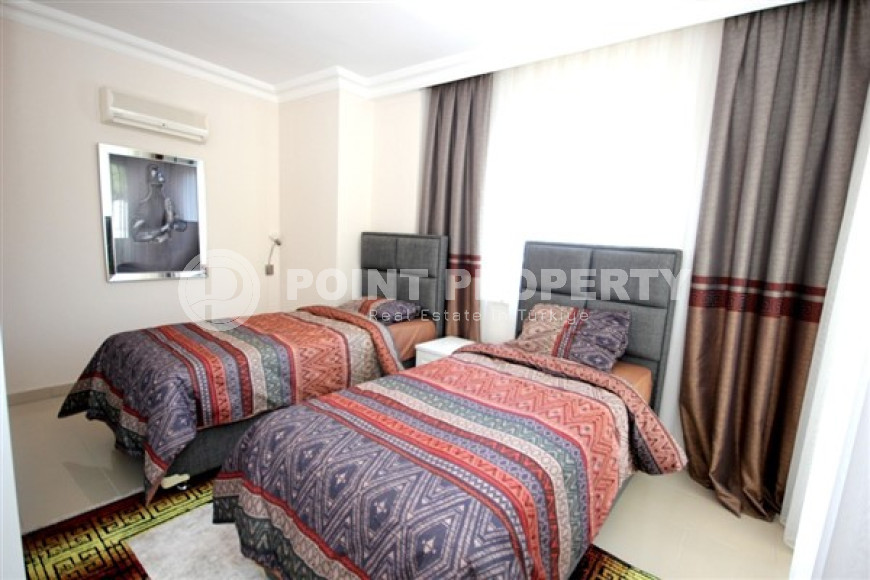 Трехкомнатная видовая двухуровневая квартира, 150м², в 50м от моря в районе Алании Демирташ-id-1757-фото-17