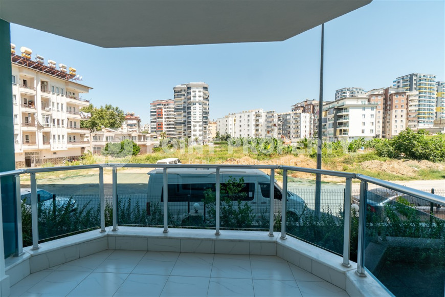 Furnished 1+1 apartment in a complex with an excellent location in the Mahmutlar area, 55 m2.-id-1109-photo-14