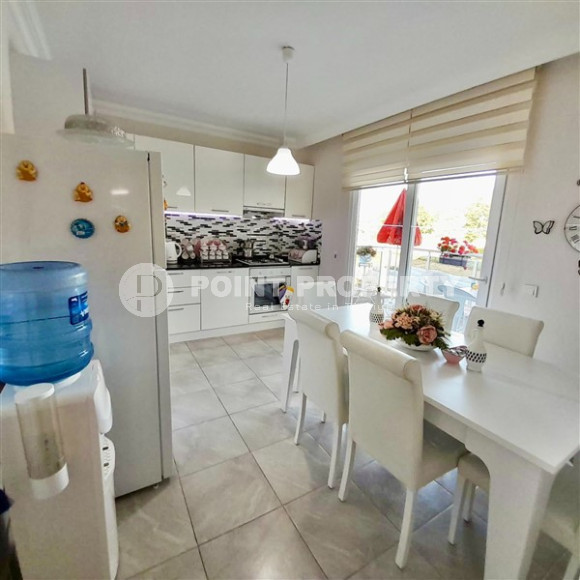 Cozy three-room apartment, 110m² in a complex with good infrastructure in Mahmutlar, Alanya-id-1760-photo-6