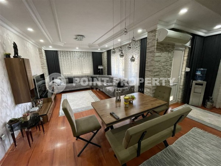 Просторный меблированный пентхаус 6+1,360м² в центре Алании, в 1000 метрах от пляжа Клеопатры-id-1765-фото-9