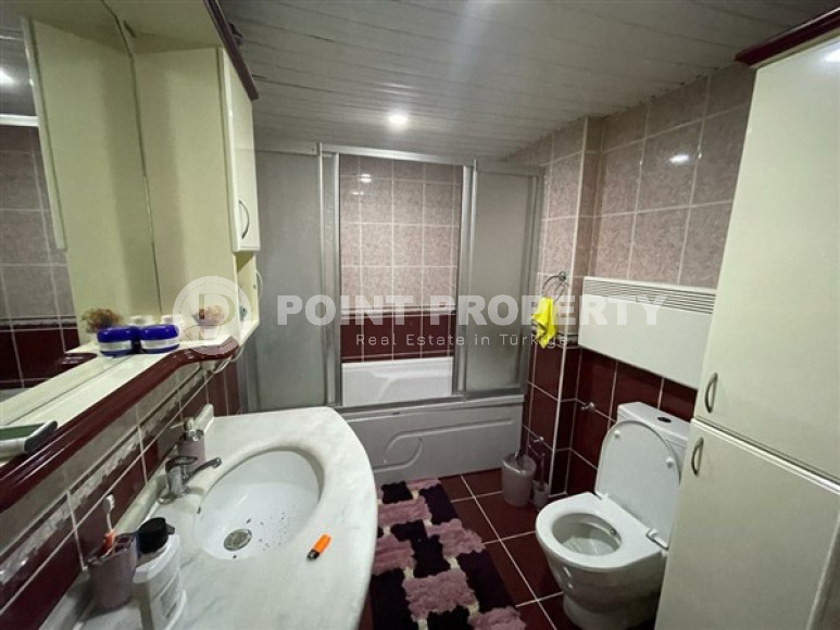 Просторный меблированный пентхаус 6+1,360м² в центре Алании, в 1000 метрах от пляжа Клеопатры-id-1765-фото-27