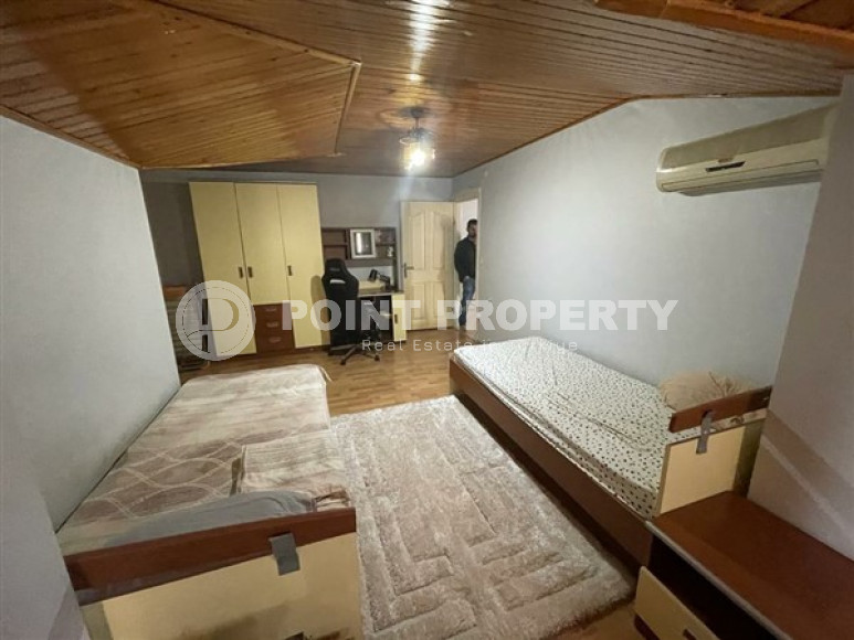 Просторный меблированный пентхаус 6+1,360м² в центре Алании, в 1000 метрах от пляжа Клеопатры-id-1765-фото-29