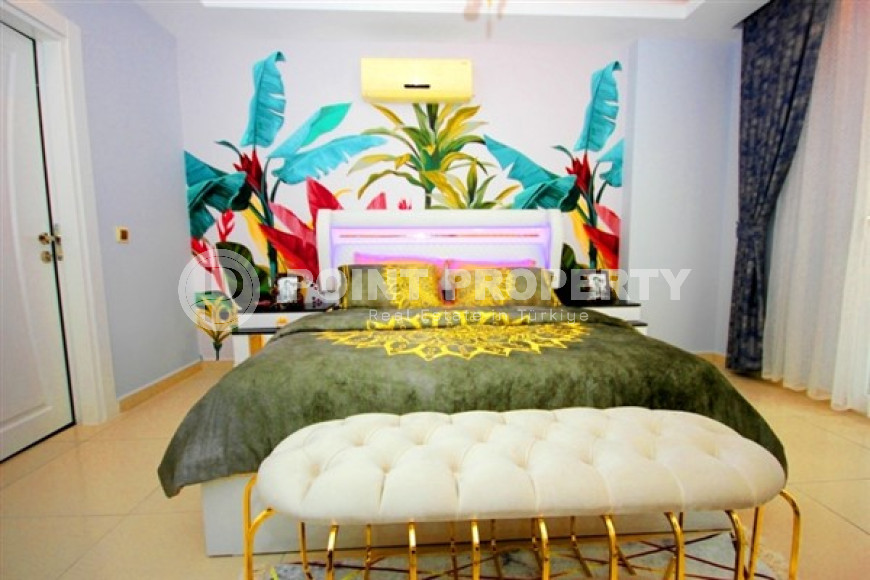 Furnished three-room apartment, 120m², in a premium residence, by the sea in Mahmutlar-id-1768-photo-16