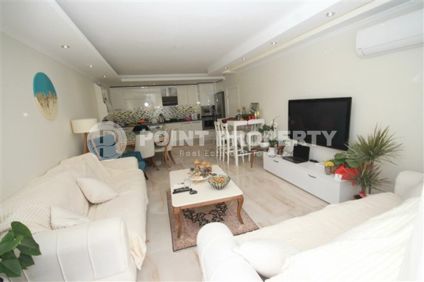 Three-room apartment, 240m², ready to move in, in a luxury complex in Cikcilli, Alanya-id-1770-photo-2