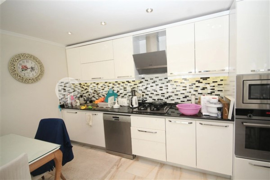 Three-room apartment, 240m², ready to move in, in a luxury complex in Cikcilli, Alanya-id-1770-photo-4