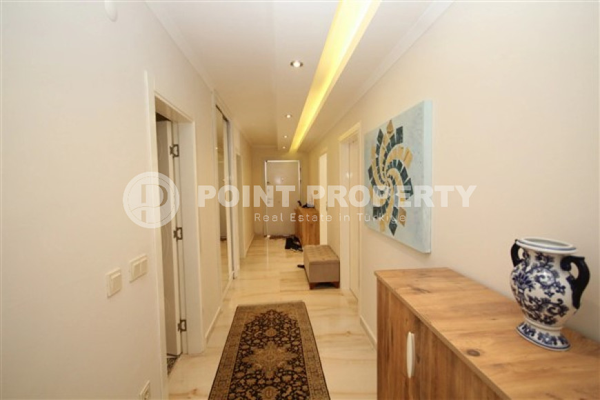 Three-room apartment, 240m², ready to move in, in a luxury complex in Cikcilli, Alanya-id-1770-photo-5