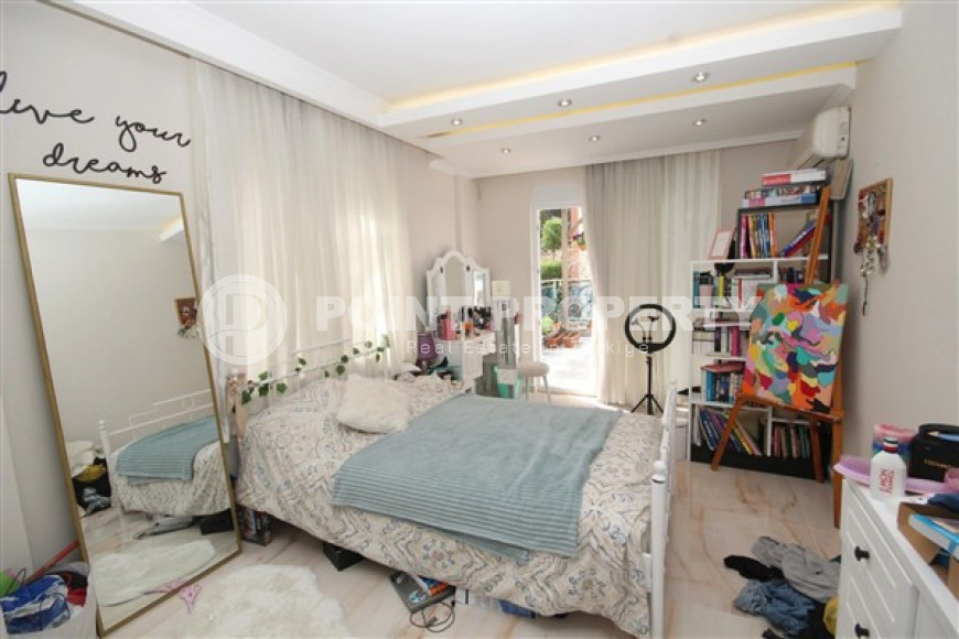 Three-room apartment, 240m², ready to move in, in a luxury complex in Cikcilli, Alanya-id-1770-photo-8