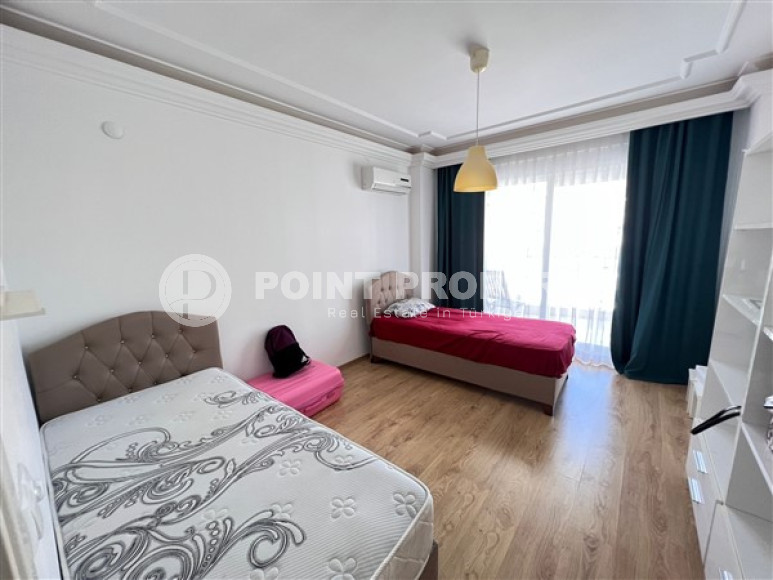 View three-room apartment, 110m², 900m from the sea in Cikcilli area, Alanya-id-1771-photo-5