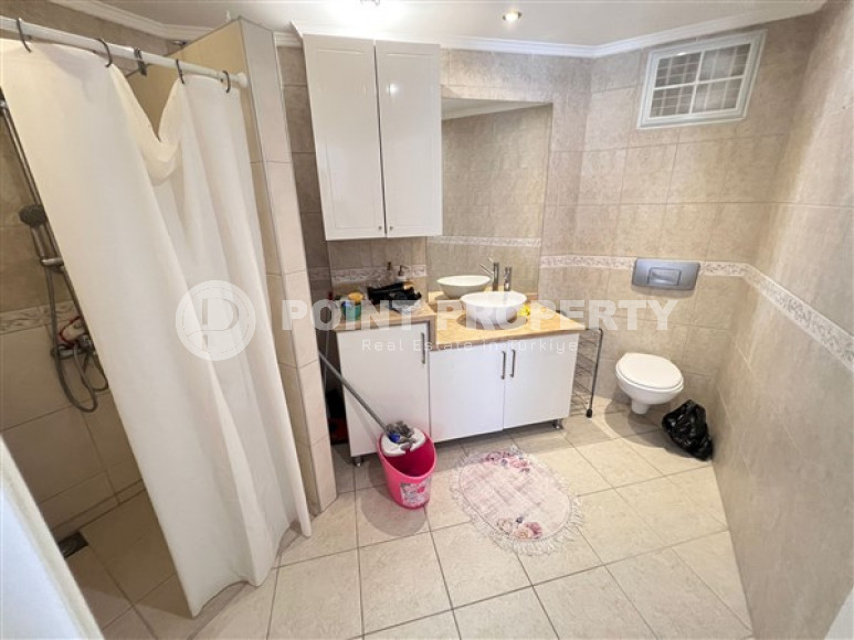 View three-room apartment, 110m², 900m from the sea in Cikcilli area, Alanya-id-1771-photo-9