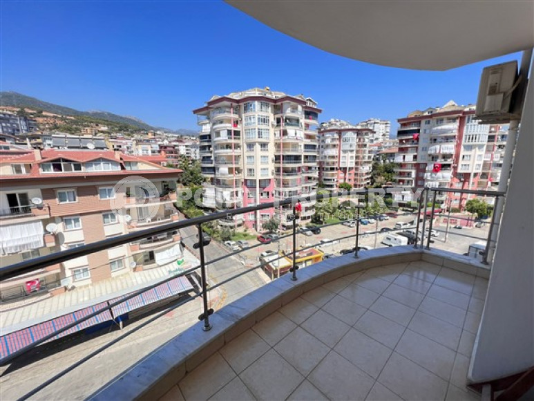 View three-room apartment, 110m², 900m from the sea in Cikcilli area, Alanya-id-1771-photo-11