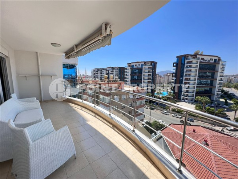 View three-room apartment, 110m², 900m from the sea in Cikcilli area, Alanya-id-1771-photo-12