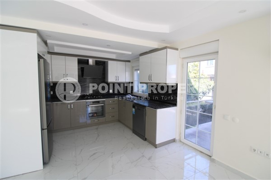 Private three-storey four-bedroom villa, 220m², with swimming pool, in the elite area of Antalya - Belek-id-1773-photo-6