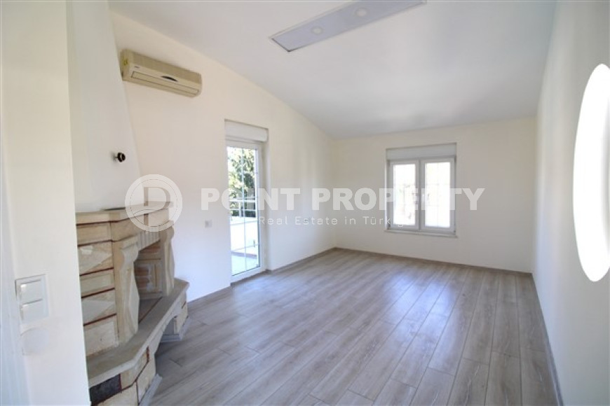 Private three-storey four-bedroom villa, 220m², with swimming pool, in the elite area of Antalya - Belek-id-1773-photo-16