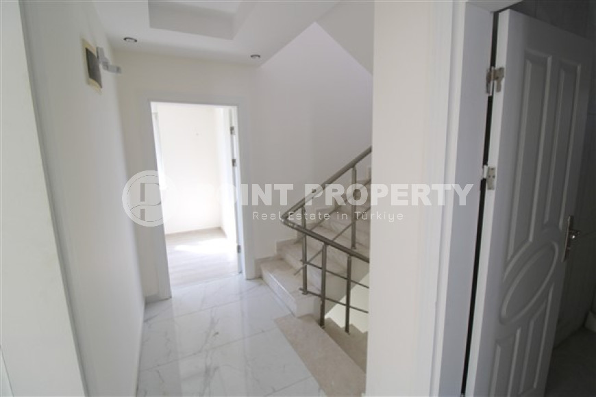 Private three-storey four-bedroom villa, 220m², with swimming pool, in the elite area of Antalya - Belek-id-1773-photo-28