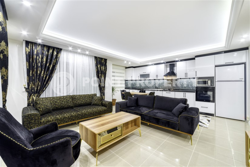 Elegant four bedroom penthouse, 280m², 150m from the sea in Mahmutlar, Alanya-id-1785-photo-10