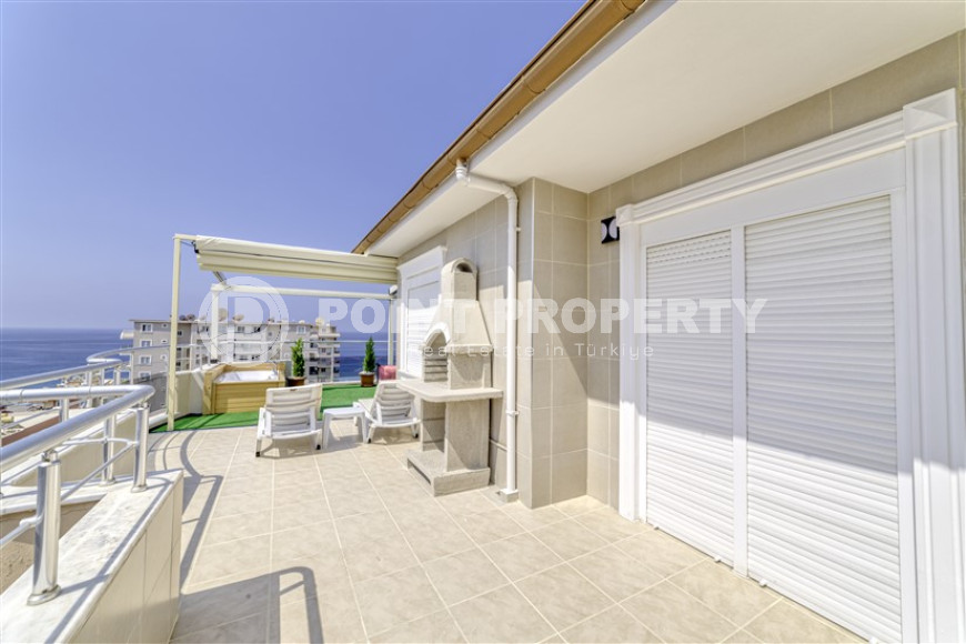Elegant four bedroom penthouse, 280m², 150m from the sea in Mahmutlar, Alanya-id-1785-photo-38