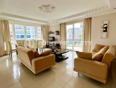 Spacious three-room apartment, 125m², excellent views of the mountains and sea in Mahmutlar, Alanya-id-1792-photo-3