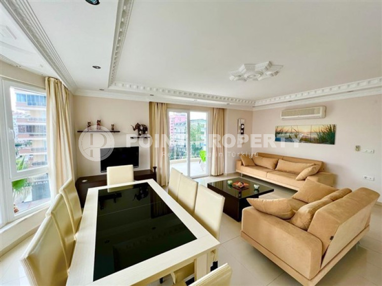 Spacious three-room apartment, 125m², excellent views of the mountains and sea in Mahmutlar, Alanya-id-1792-photo-4