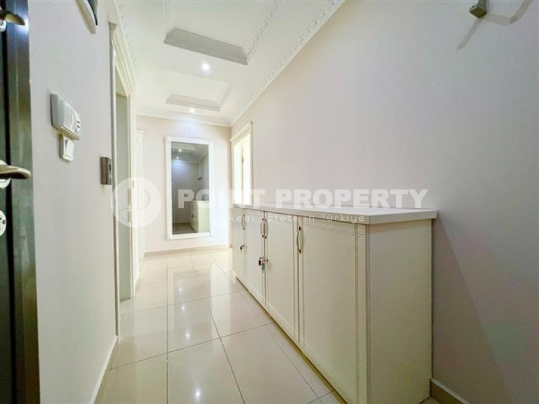 Spacious three-room apartment, 125m², excellent views of the mountains and sea in Mahmutlar, Alanya-id-1792-photo-13