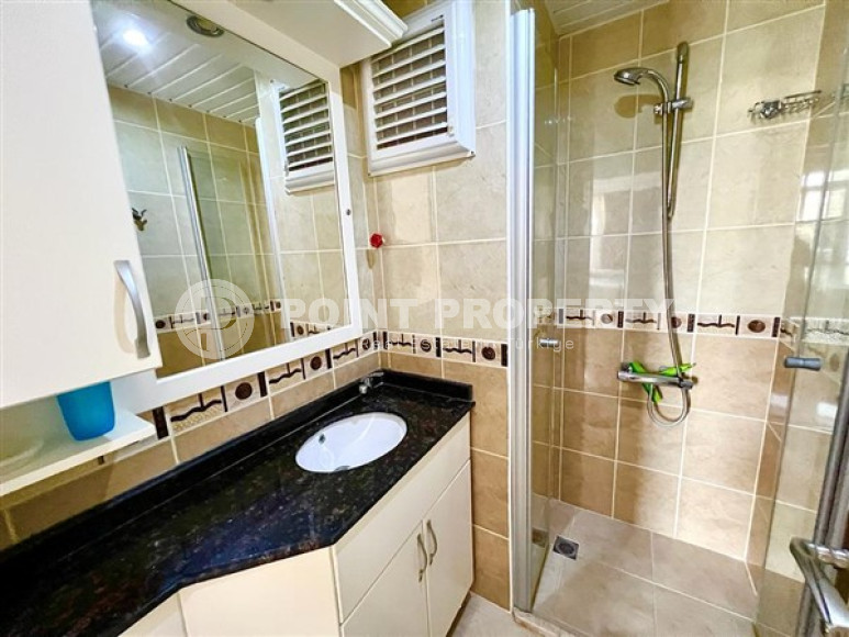 Spacious three-room apartment, 125m², excellent views of the mountains and sea in Mahmutlar, Alanya-id-1792-photo-22