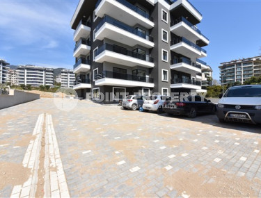 Three bedroom apartment, 165m², in a new urban building in Oba, Alanya-id-1799-photo-2